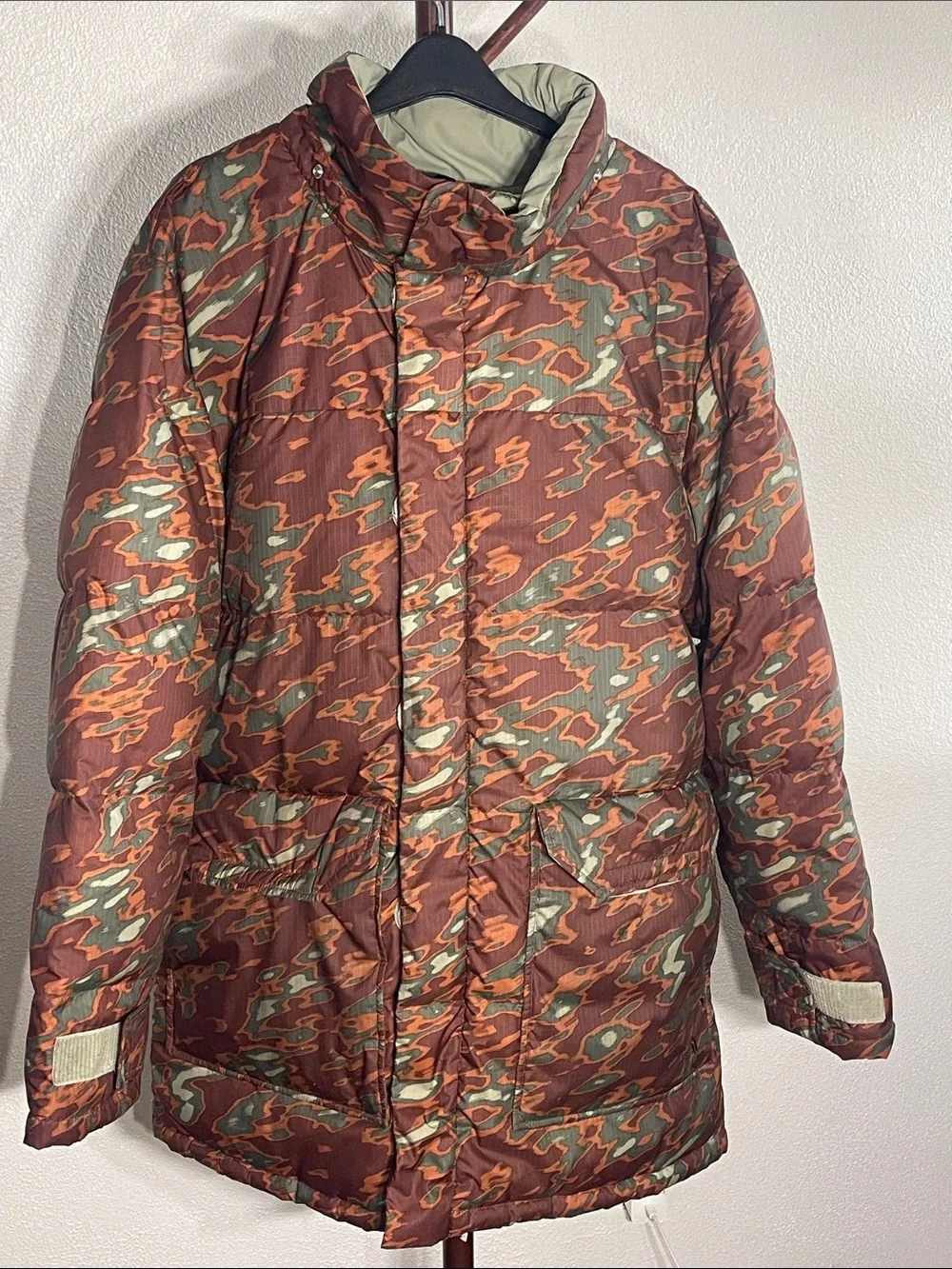 The North Face Men's Rust & Olive Camo Puffer Jacket